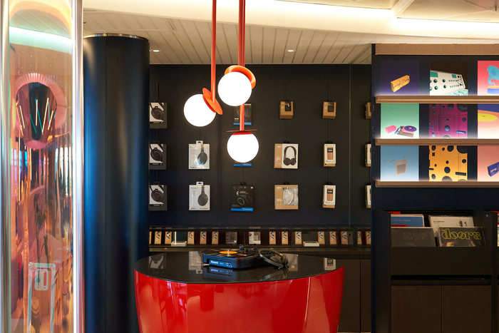 Virgin Voyages Shopping Voyage Vinyl 9.jpg